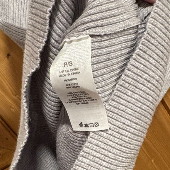 Dynamite Light Gray Ribbed Knit Top/Dress Small - Picture 4 of 4